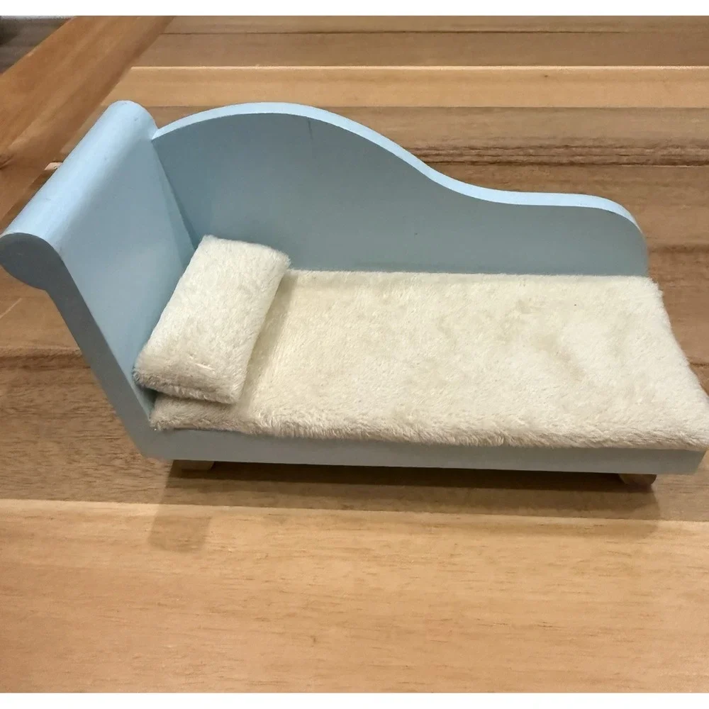 Vintage Handmade Wooden Dollhouse Chaise Lounge Bed Plush Miniature Furniture